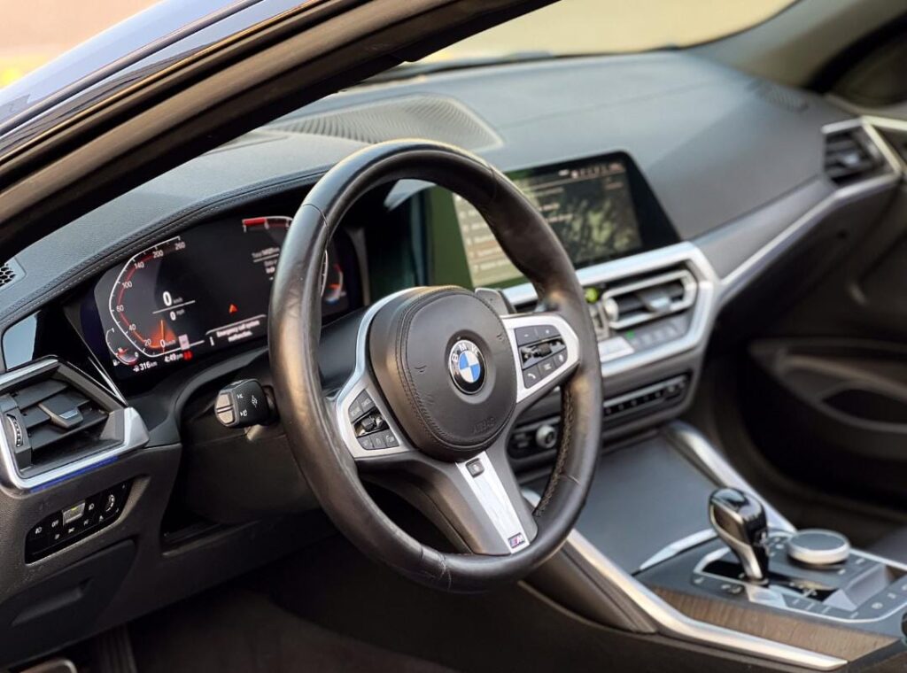BMW 4 Series Convertible Rent a Car Dubai Luxury Car Rental 