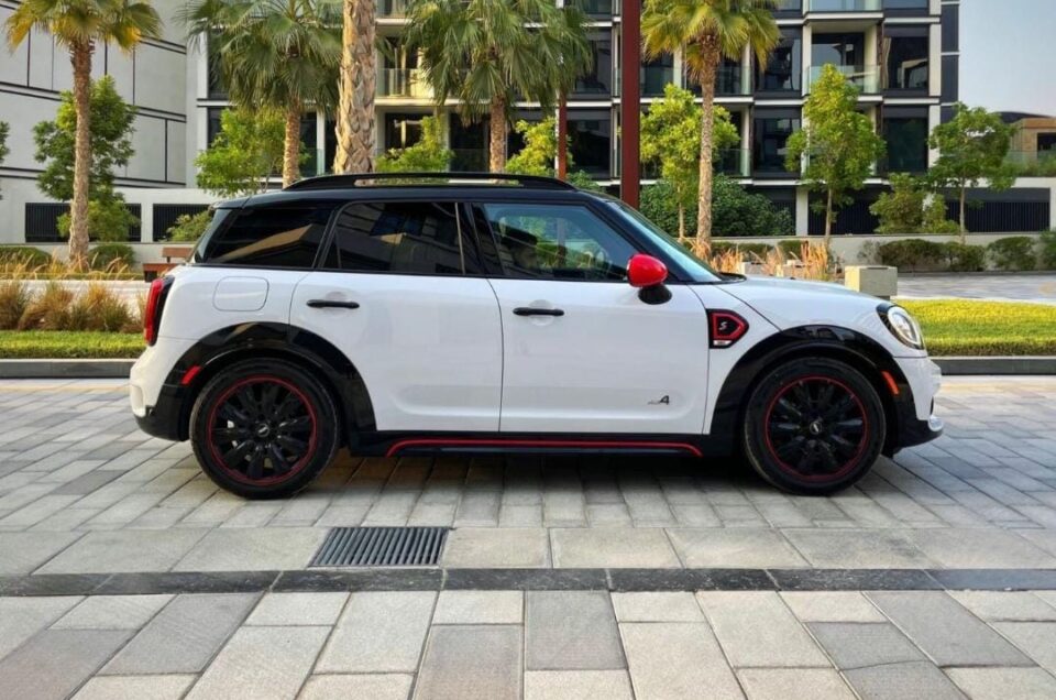 Mini Cooper For Rent in Dubai