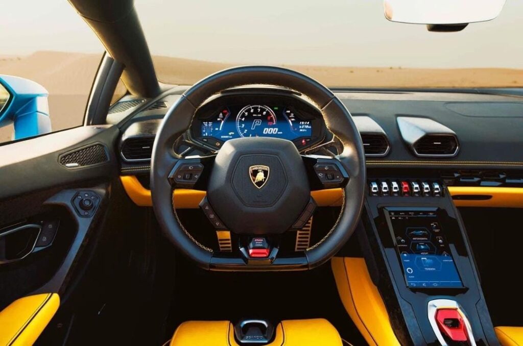 Lamborghini Huracan Evo Spyder rent in Dubai